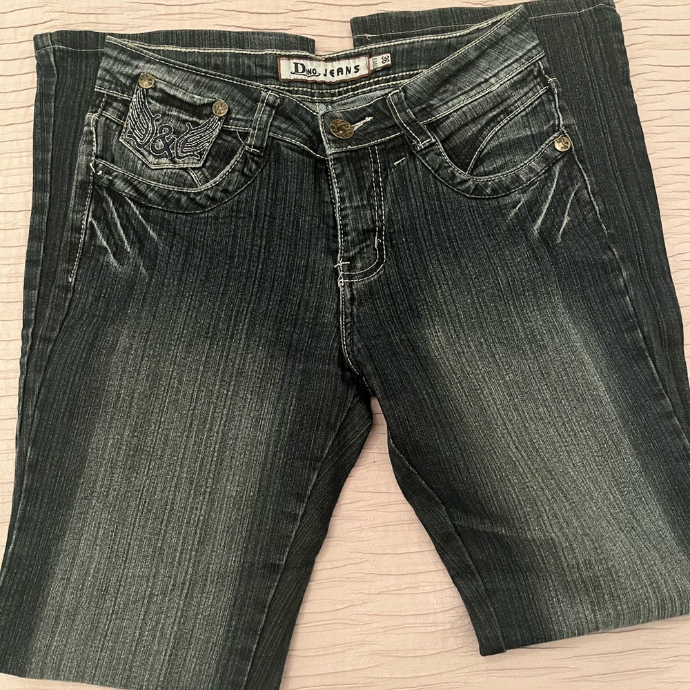Parisian stretchy jeans. Excellent condition. Dino brand. Size 36 EU / 4US